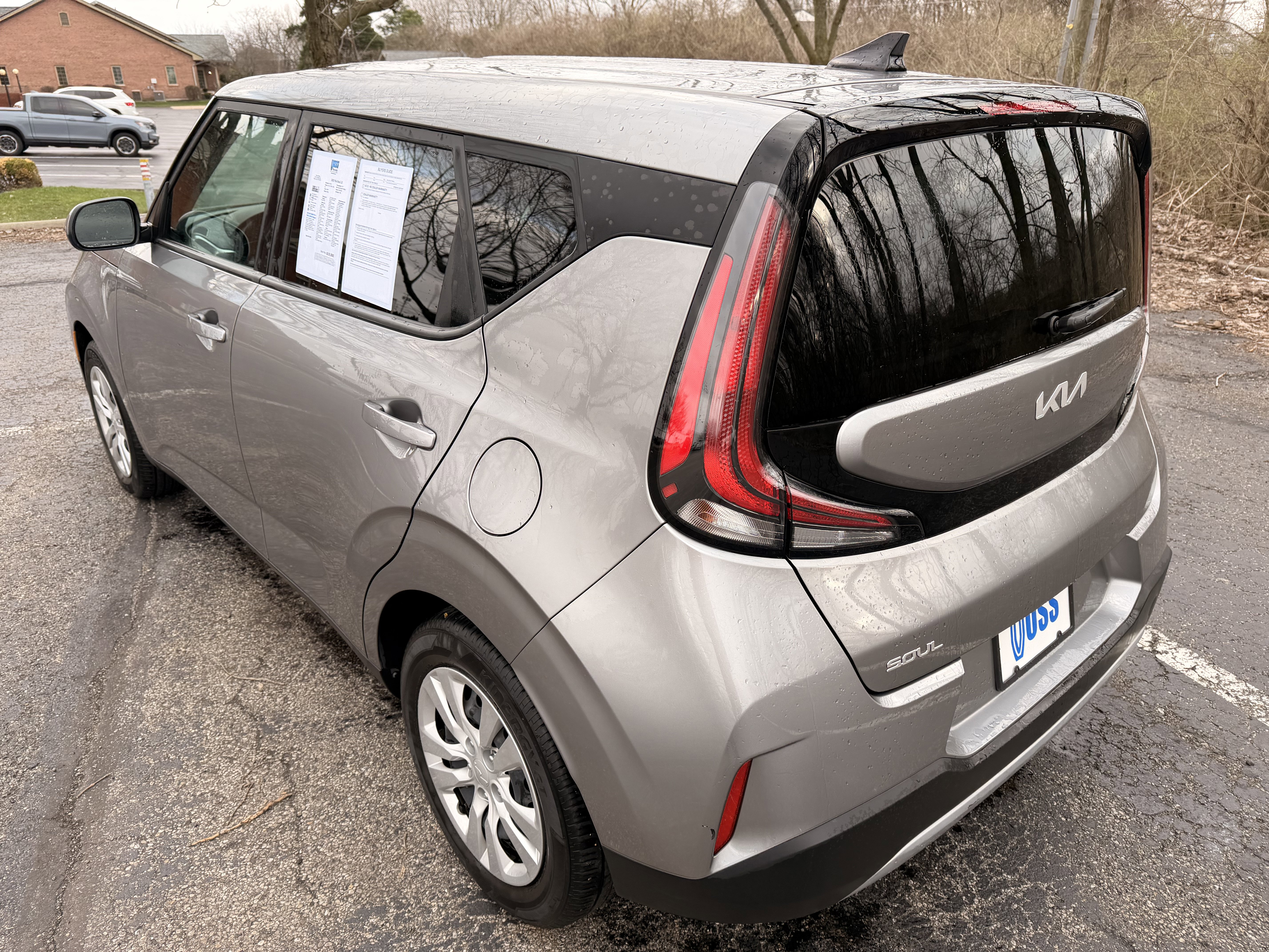 Used 2023 Kia Soul LX image 5