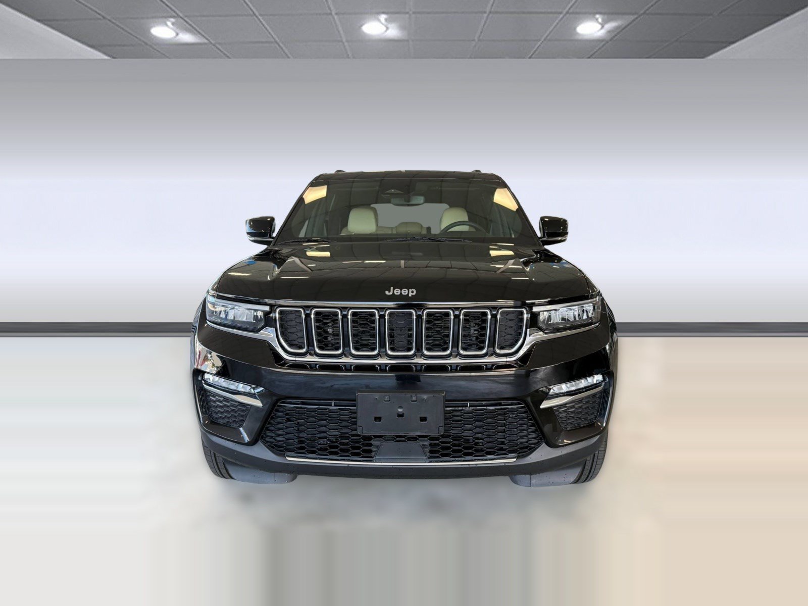 Used 2023 Jeep Grand Cherokee Limited AWD/4WD image 6