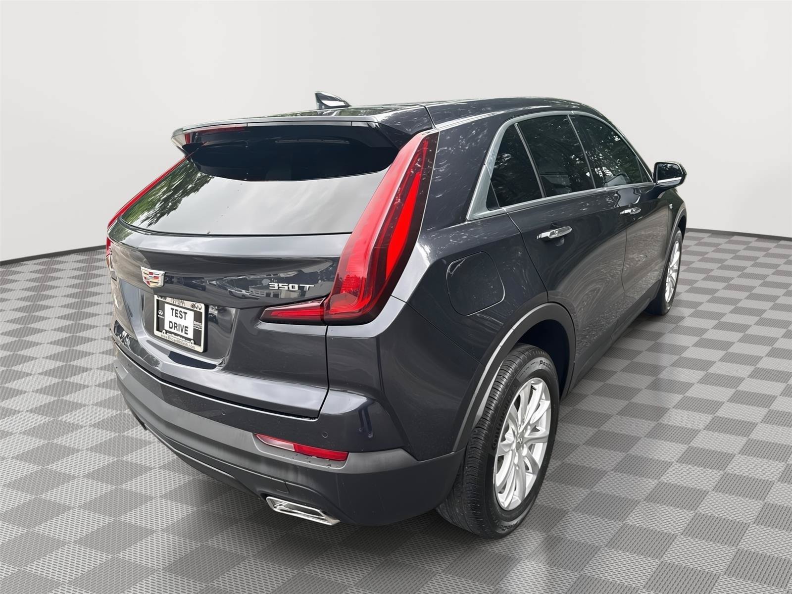 Used 2023 Cadillac XT4 Luxury FWD image 6