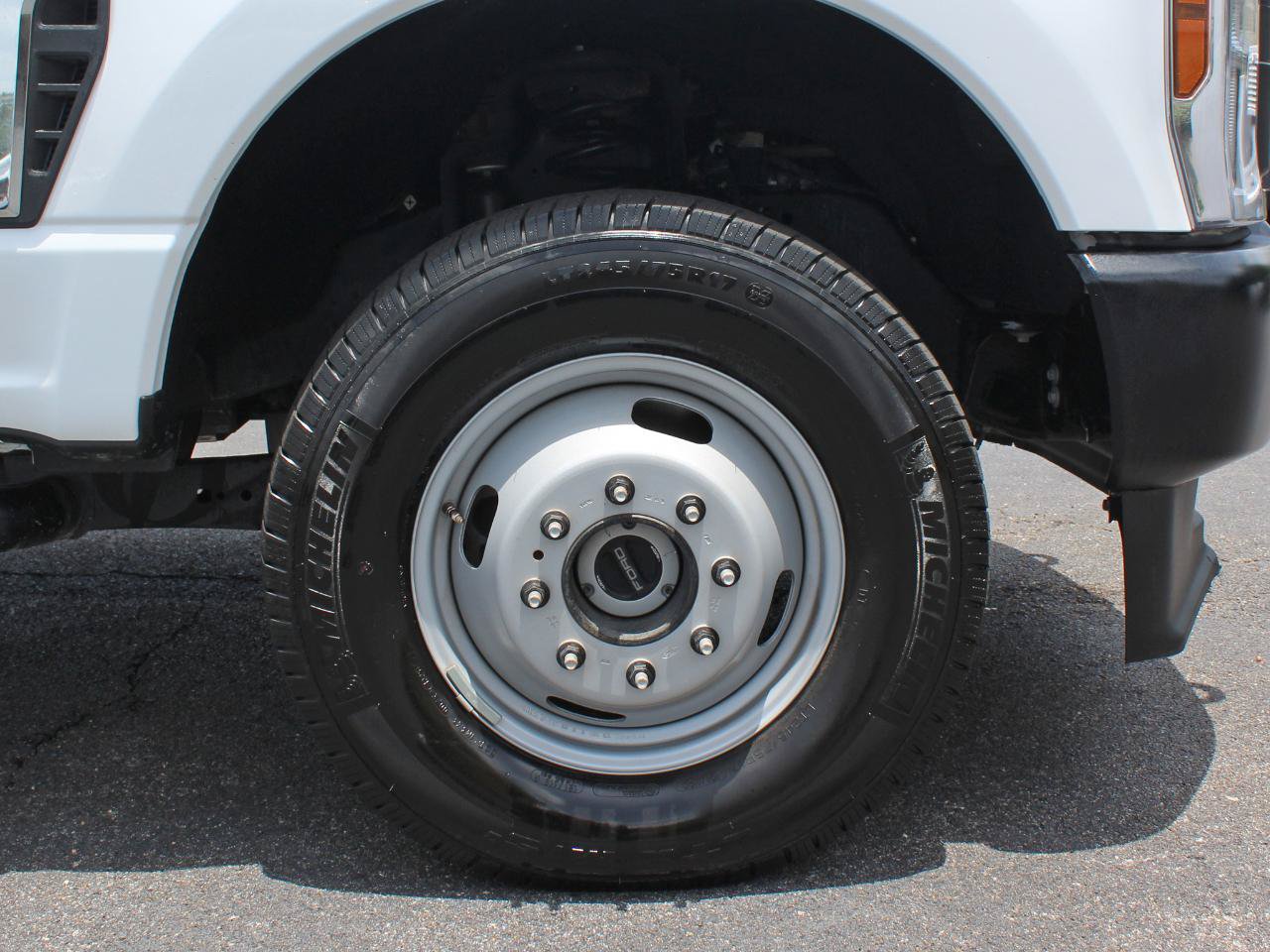 Used 2025 Ford F350 XL AWD/4WD image 35