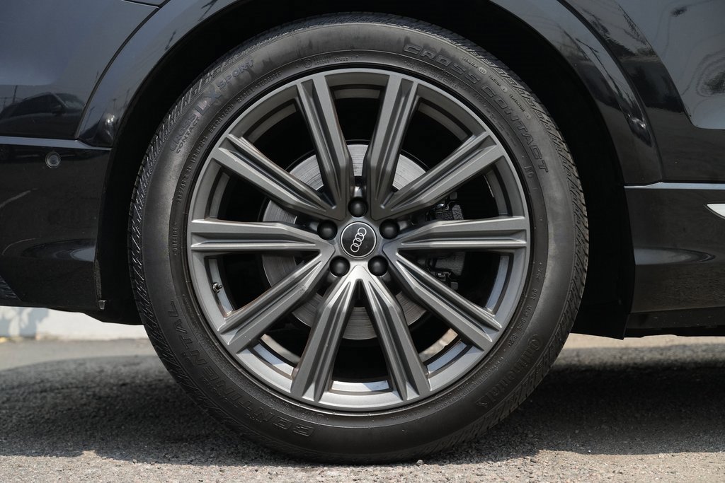 Used 2022 Audi SQ8 Prestige w/ Prestige Package image 11