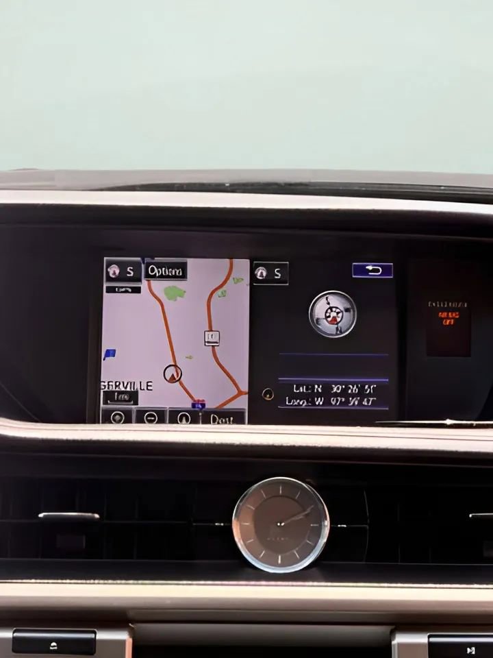 Used 2015 Lexus ES 350 w/ Luxury Package FWD image 34