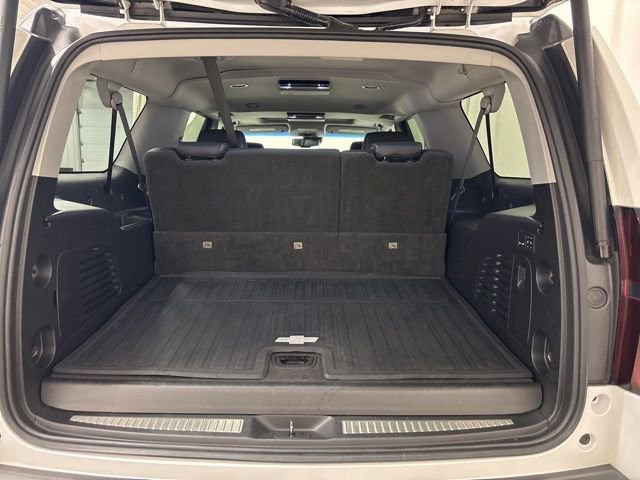 Used 2018 Chevrolet Suburban Premier AWD/4WD image 16