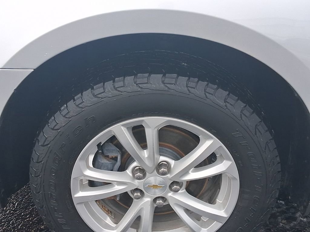 Used 2017 Chevrolet Equinox LS image 11