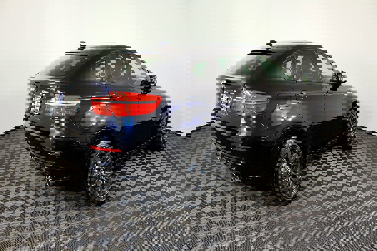 Used 2012 BMW X6 M image 7