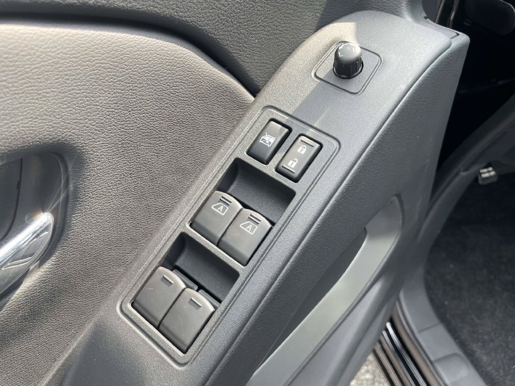 New 2027 Nissan Frontier SV RWD image 14
