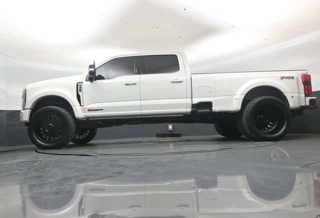 Used 2024 Ford F450 Limited w/ FX4 Off-Road Package AWD/4WD image 43