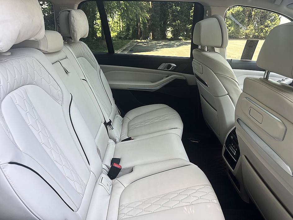 Used 2023 BMW X7 xDrive40i w/ Premium Package AWD/4WD image 18