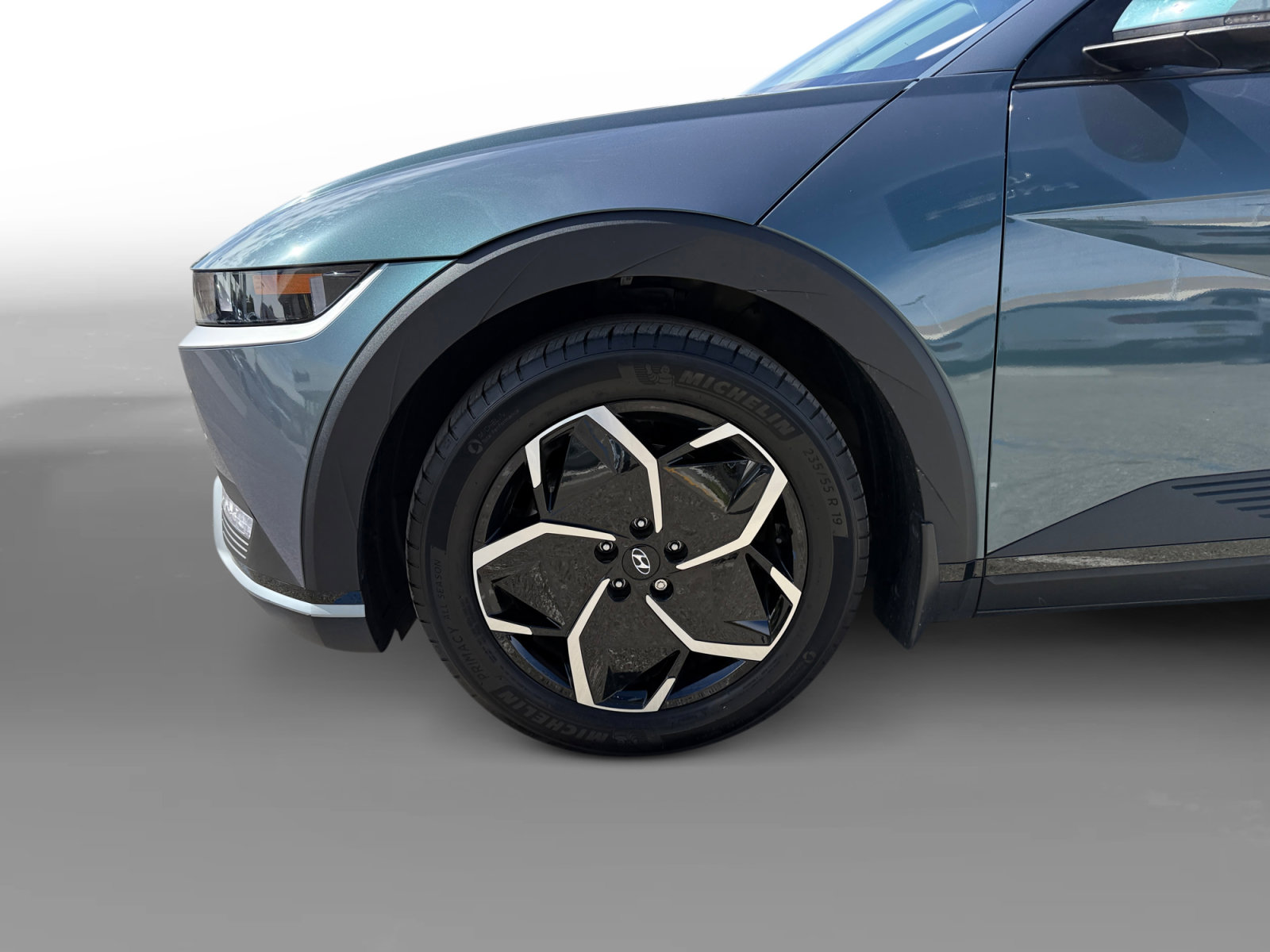 Certified 2024 Hyundai Ioniq 5 SEL RWD image 9