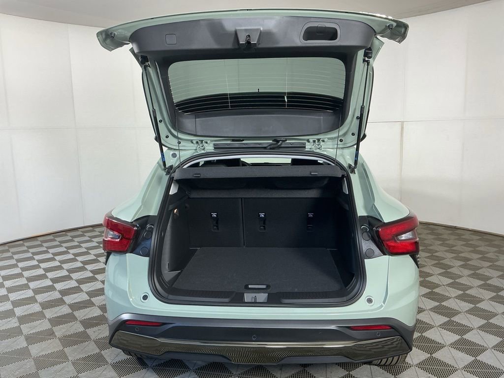 New 2026 Chevrolet Trax ACTIV w/ Driver Confidence Package image 8