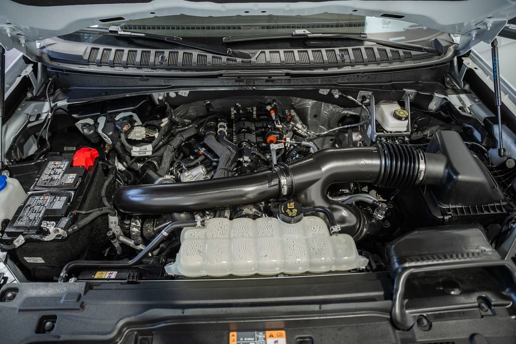 Used 2025 Ford Expedition Max Platinum w/ Driver's Package image 26