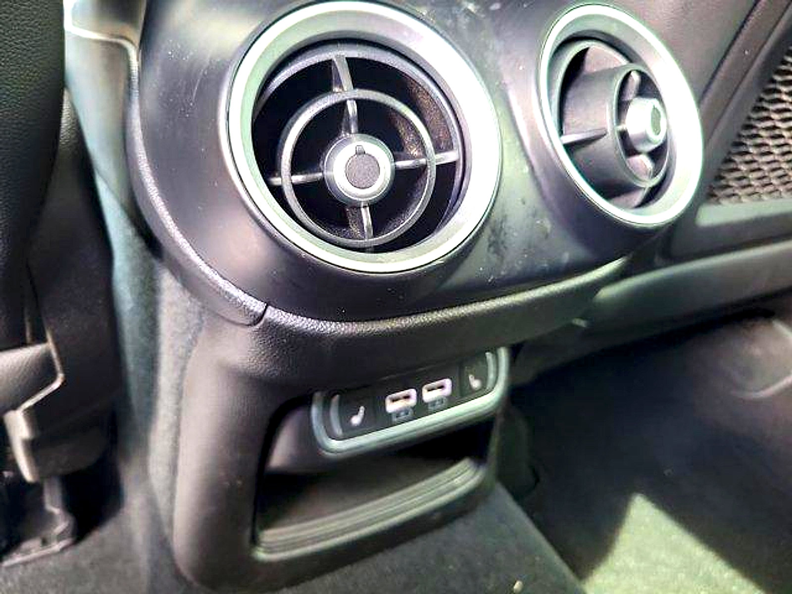 Used 2024 Alfa Romeo Stelvio Veloce AWD/4WD image 16