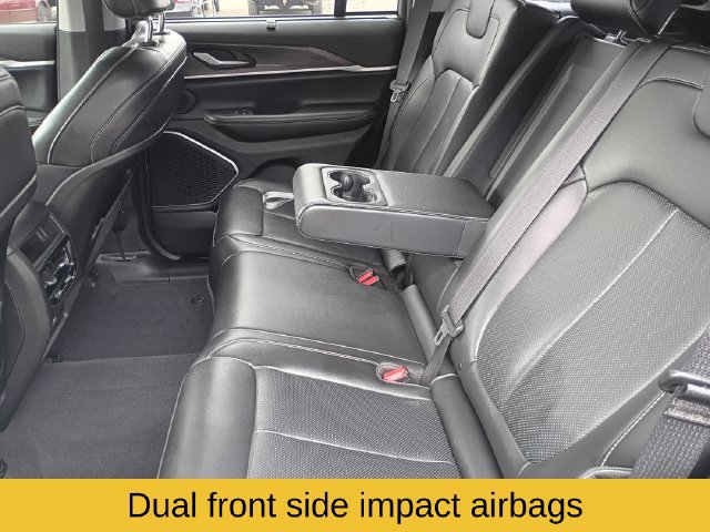 Used 2022 Jeep Grand Cherokee Limited 4xe w/ Luxury Tech Group II AWD/4WD image 20