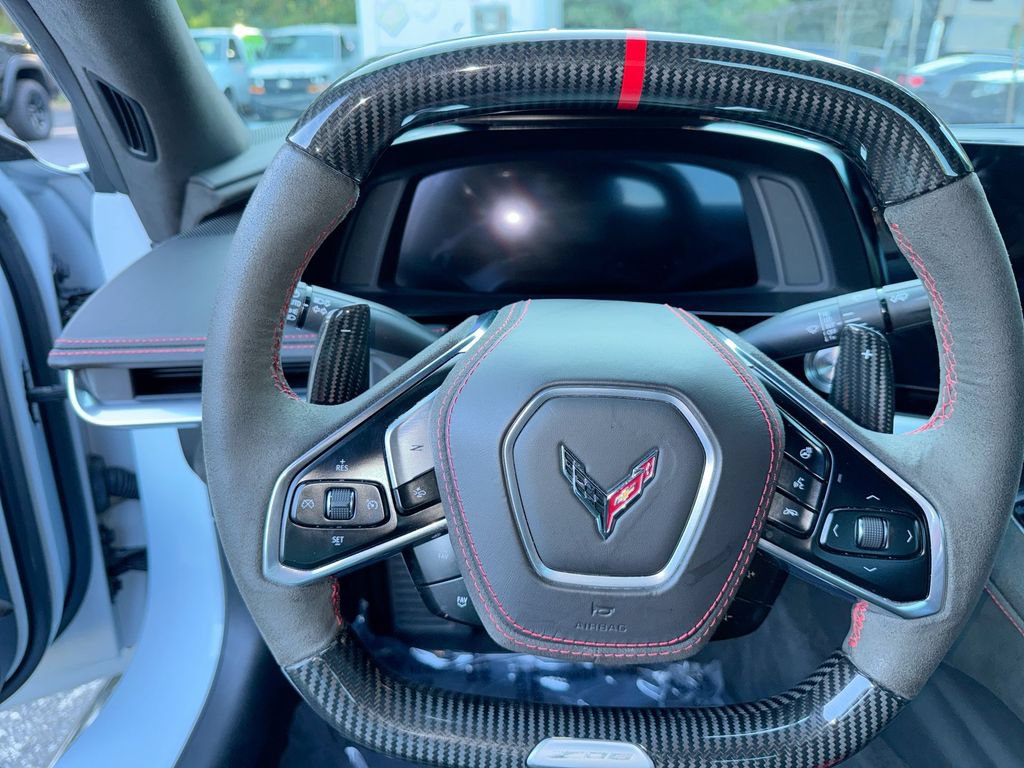 Used 2024 Chevrolet Corvette Z06 RWD image 16