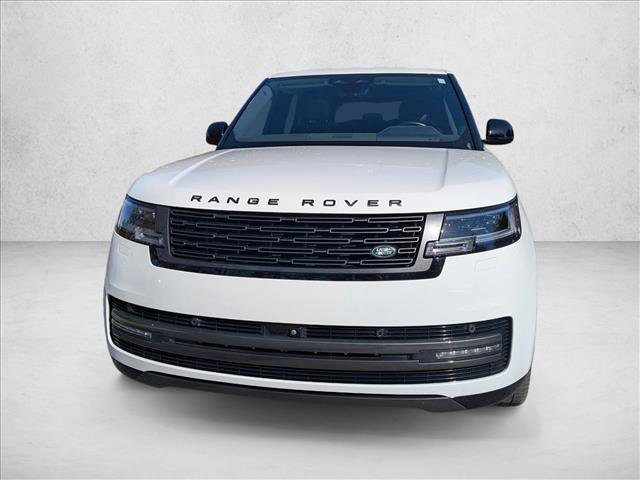Certified 2025 Land Rover Range Rover Long Wheelbase SE image 9