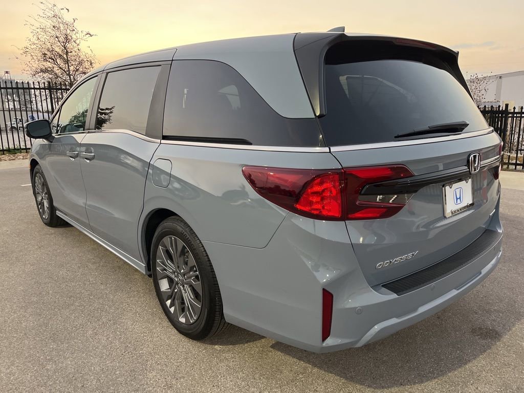 Certified 2026 Honda Odyssey Touring image 6