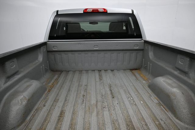 Used 2018 Chevrolet Silverado 1500 Custom w/ Custom Value Package RWD image 26