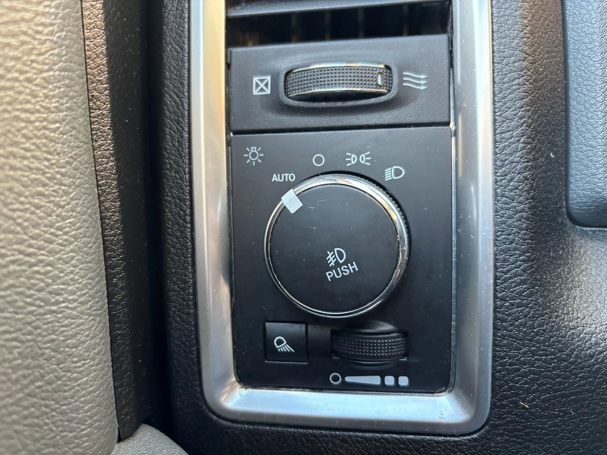 Used 2017 RAM 1500 Big Horn image 25