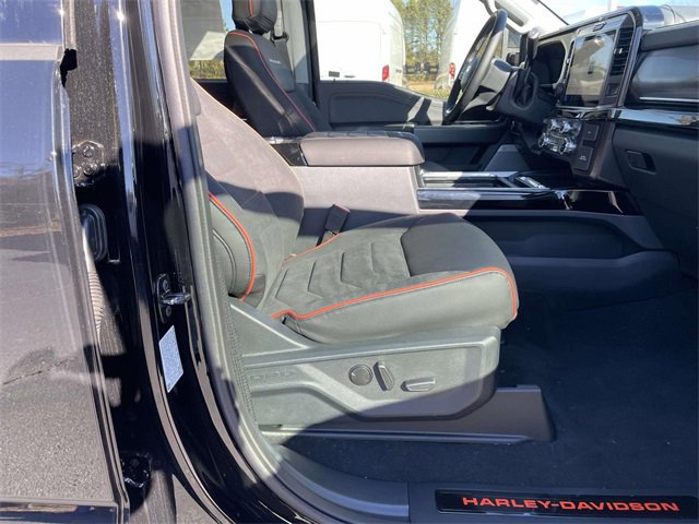 New 2025 Ford F250 Lariat w/ Lariat Ultimate Package image 31