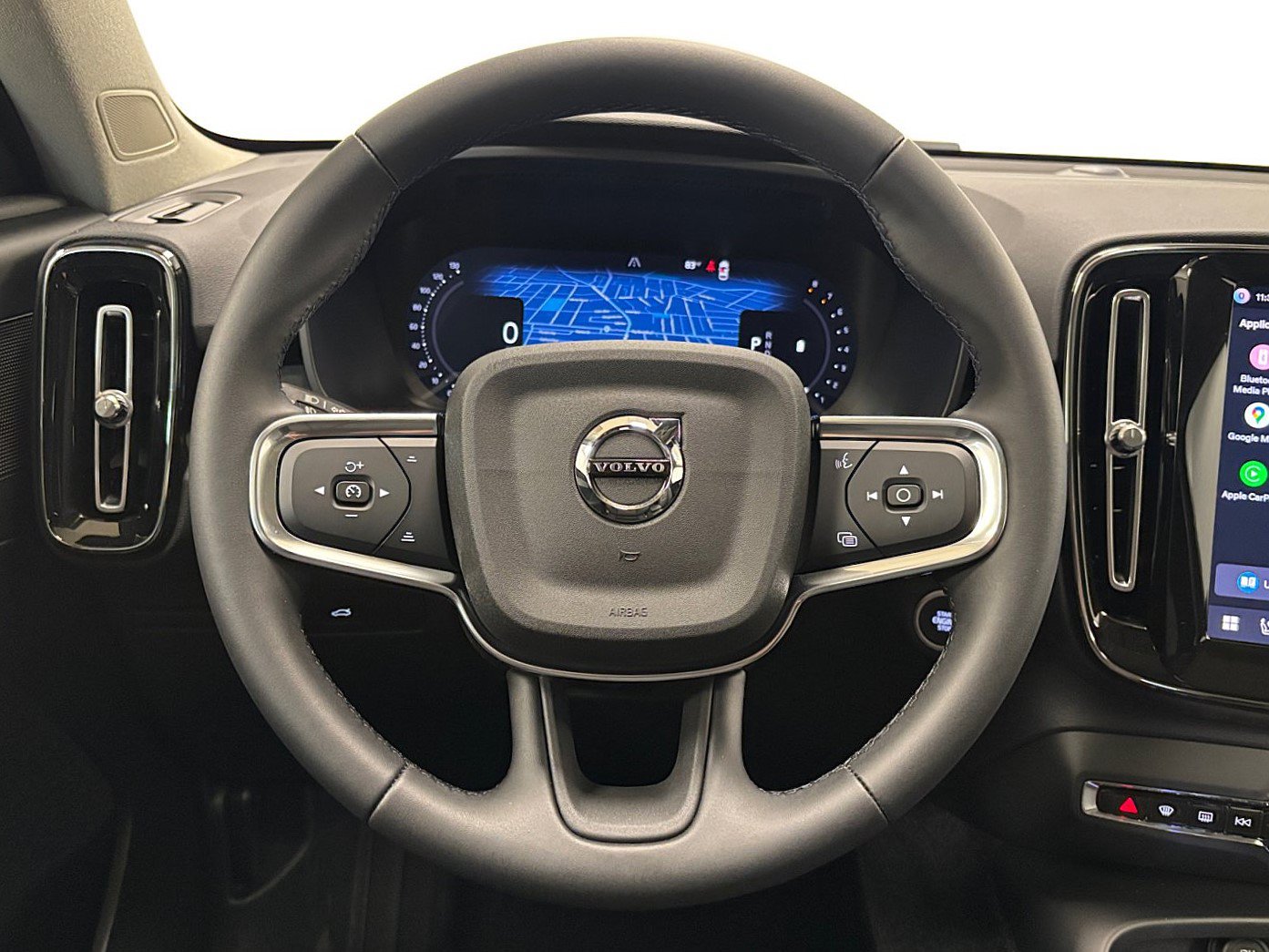 New 2026 Volvo XC40 B5 Plus AWD/4WD image 41