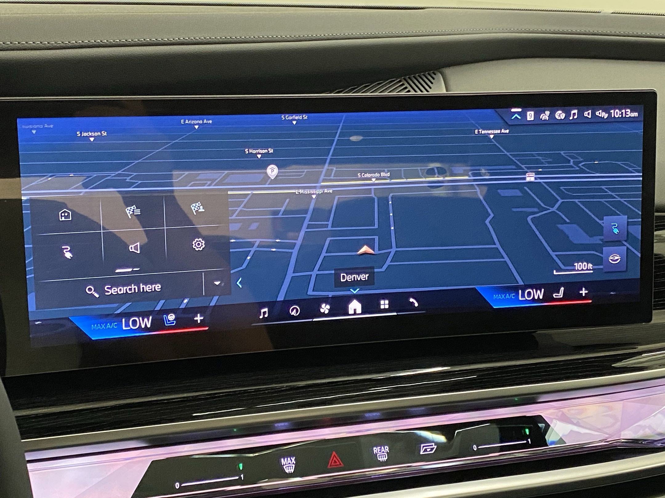 Used 2025 BMW i7 xDrive60 AWD/4WD image 29