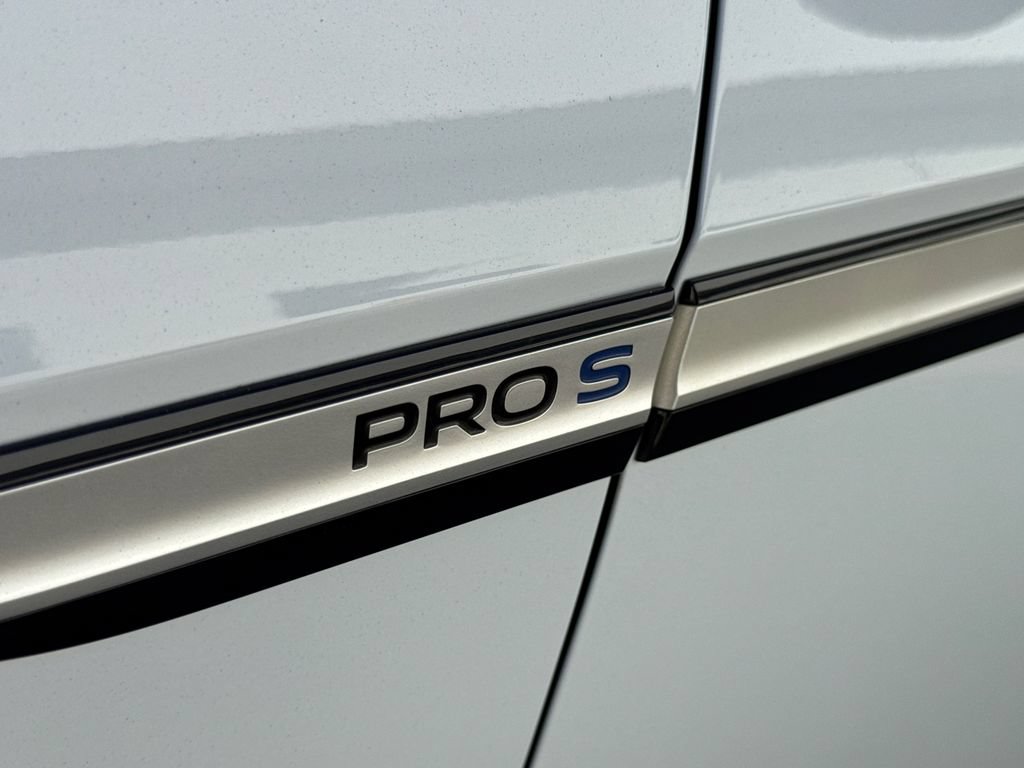 Used 2022 Volkswagen ID.4 Pro S RWD image 7