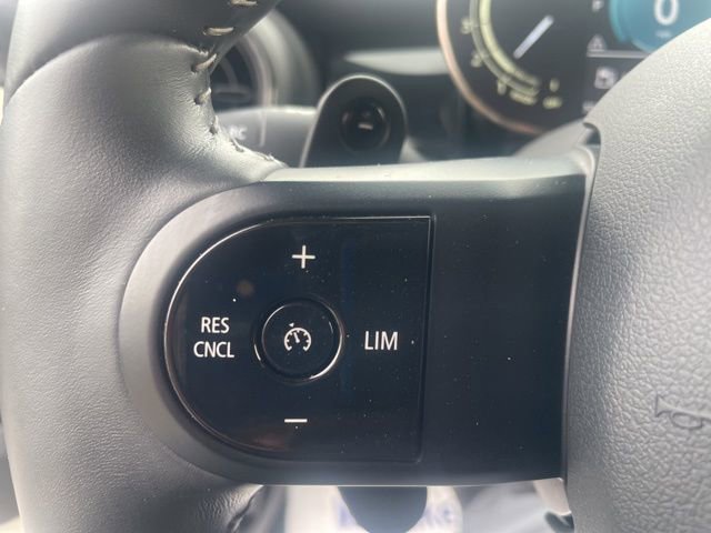 Used 2023 MINI Cooper S image 29