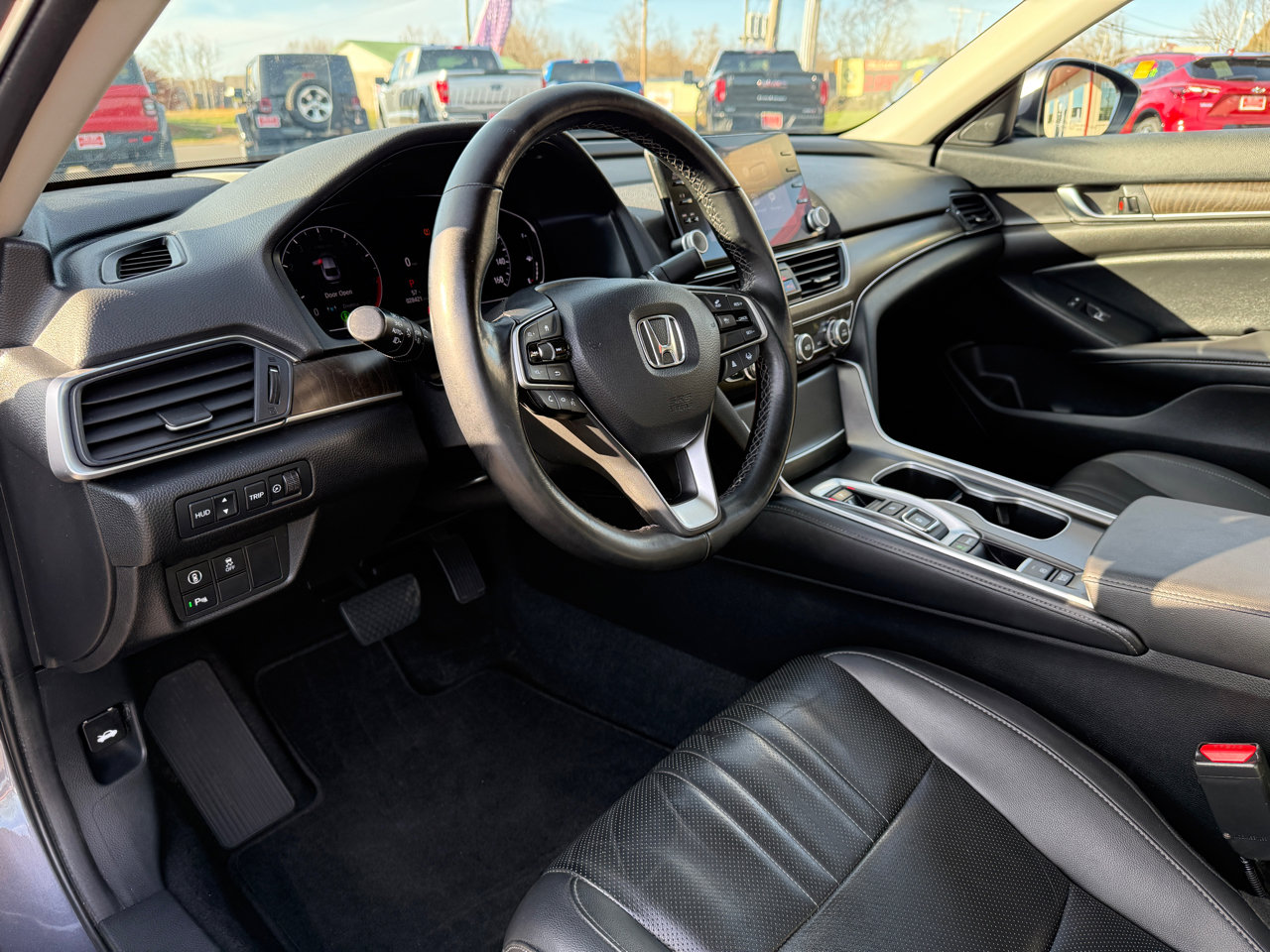Used 2022 Honda Accord Touring image 12