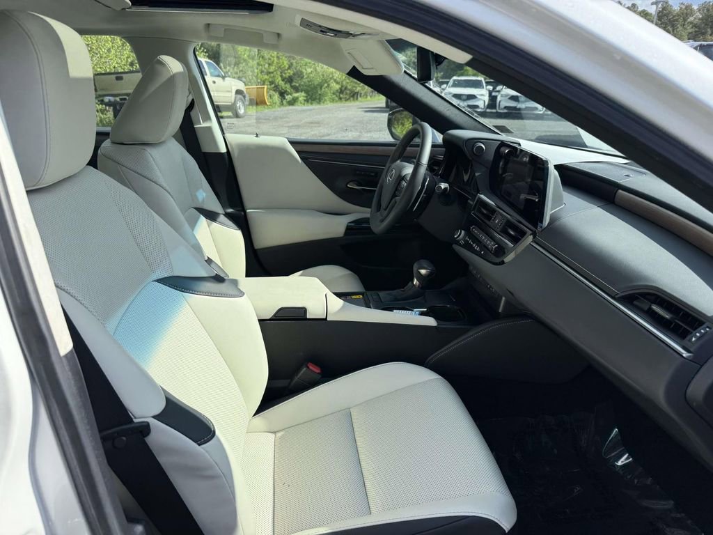 Used 2024 Lexus ES 350 w/ Premium Package FWD image 14