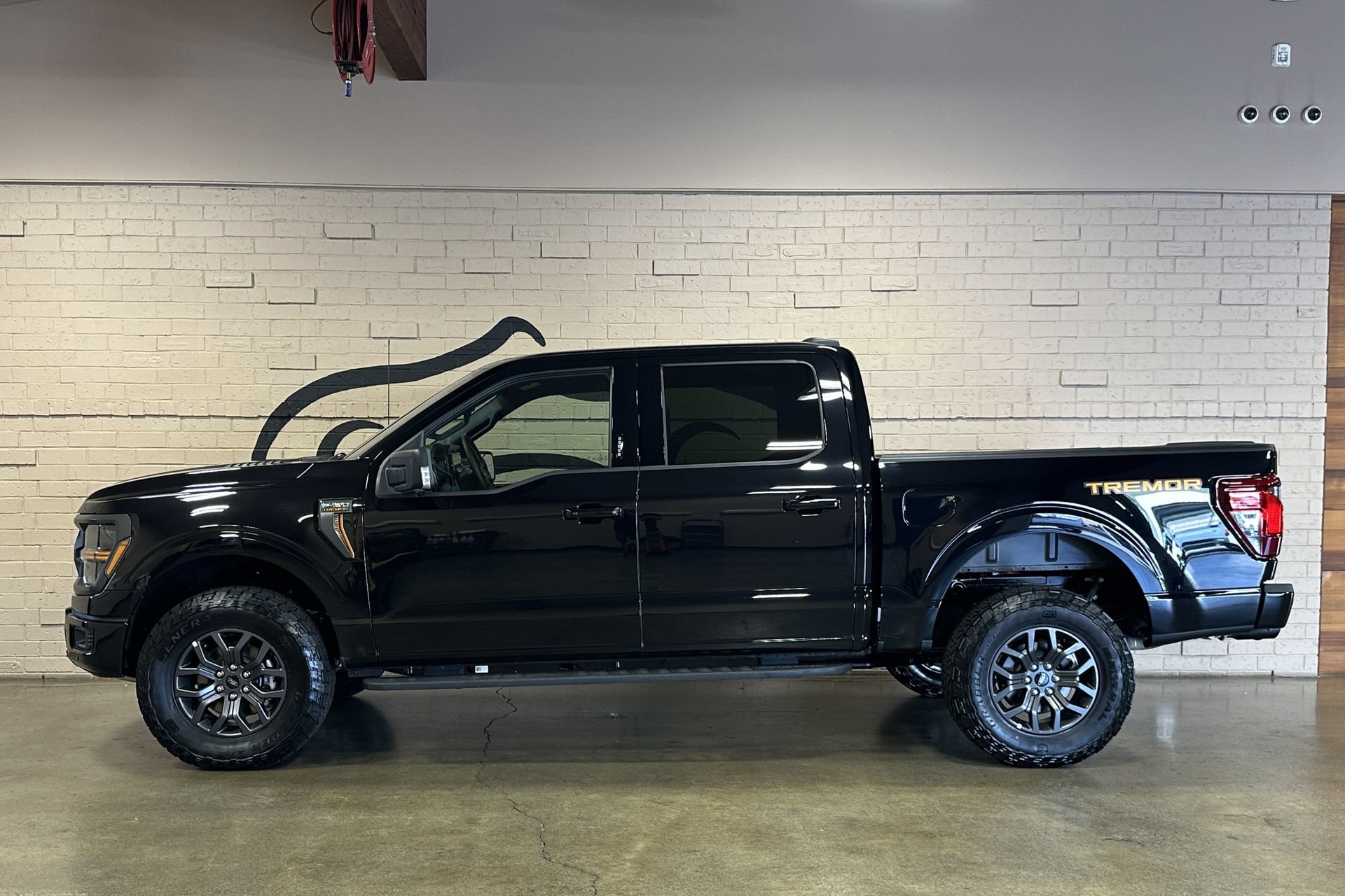 Used 2026 Ford F150 Tremor w/ Bed Utility Package AWD/4WD image 9