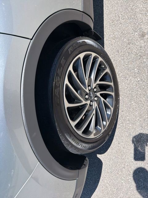 Used 2020 Lincoln Nautilus Reserve w/ Equipment Group 201A AWD/4WD image 18