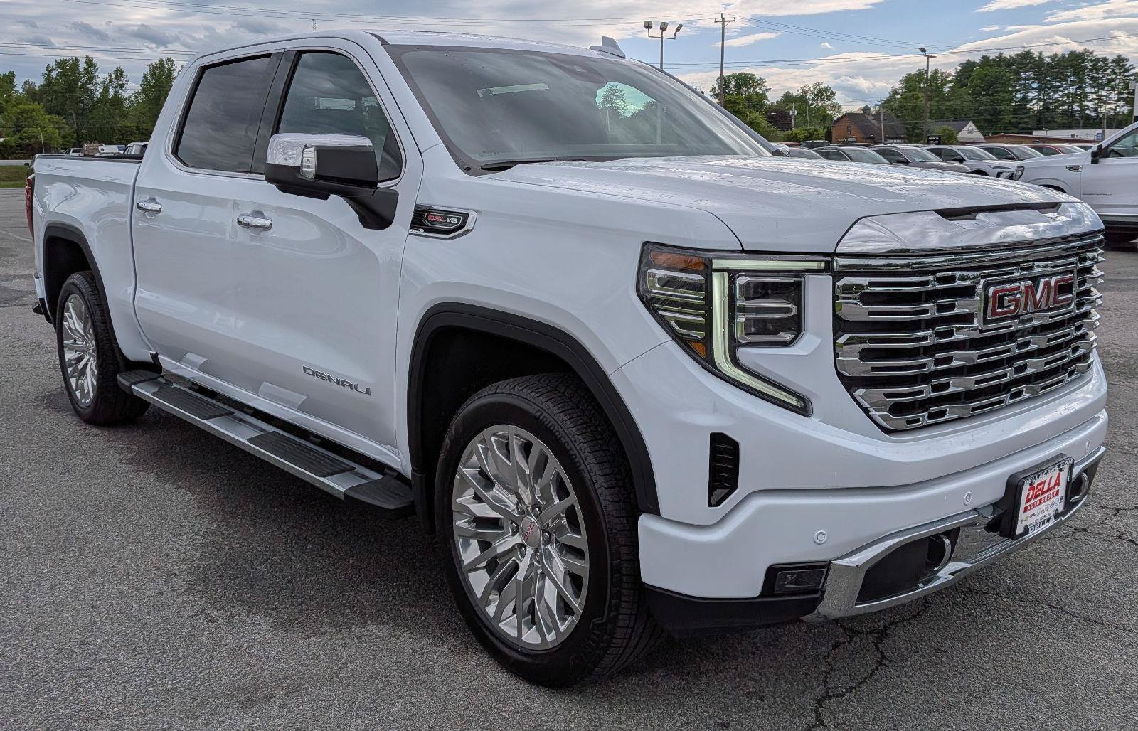 New 2026 GMC Sierra 1500 Denali w/ Technology Package AWD/4WD image 5