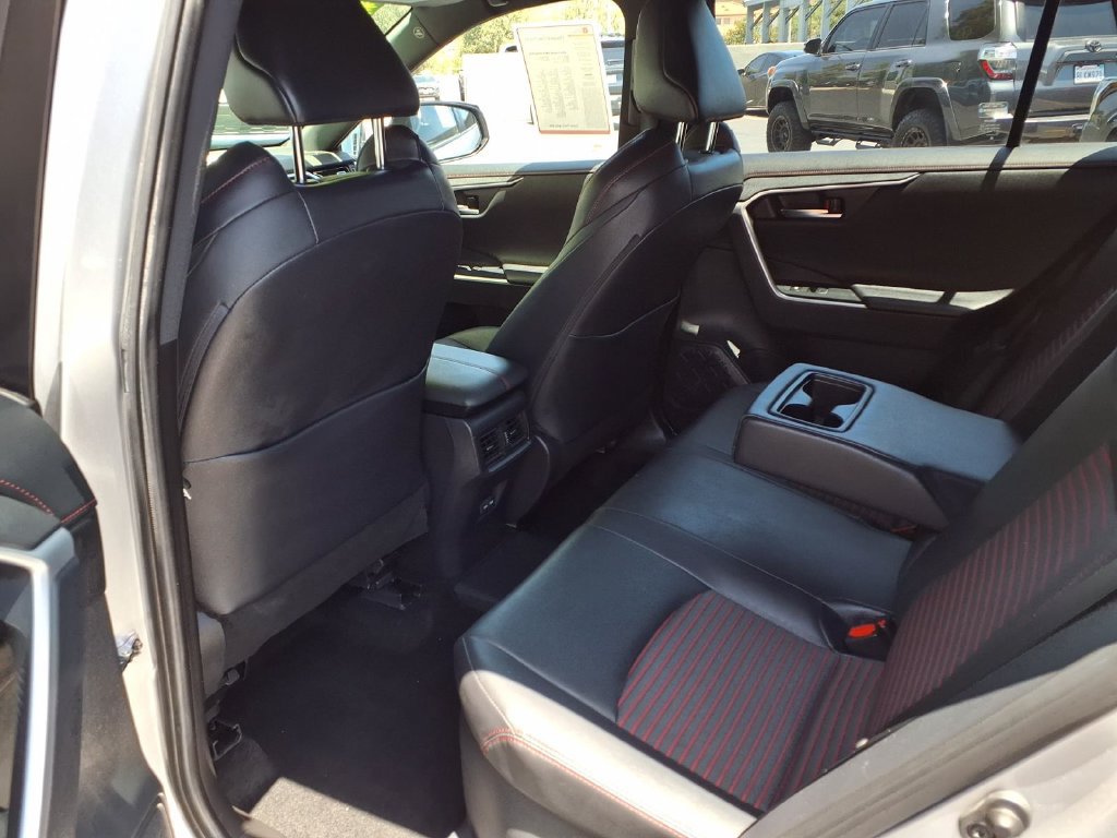 Certified 2022 Toyota RAV4 XSE w/ Weather Package AWD/4WD image 18
