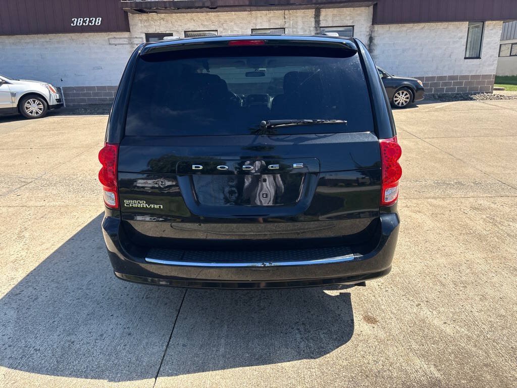 Used 2013 Dodge Grand Caravan SXT FWD image 6