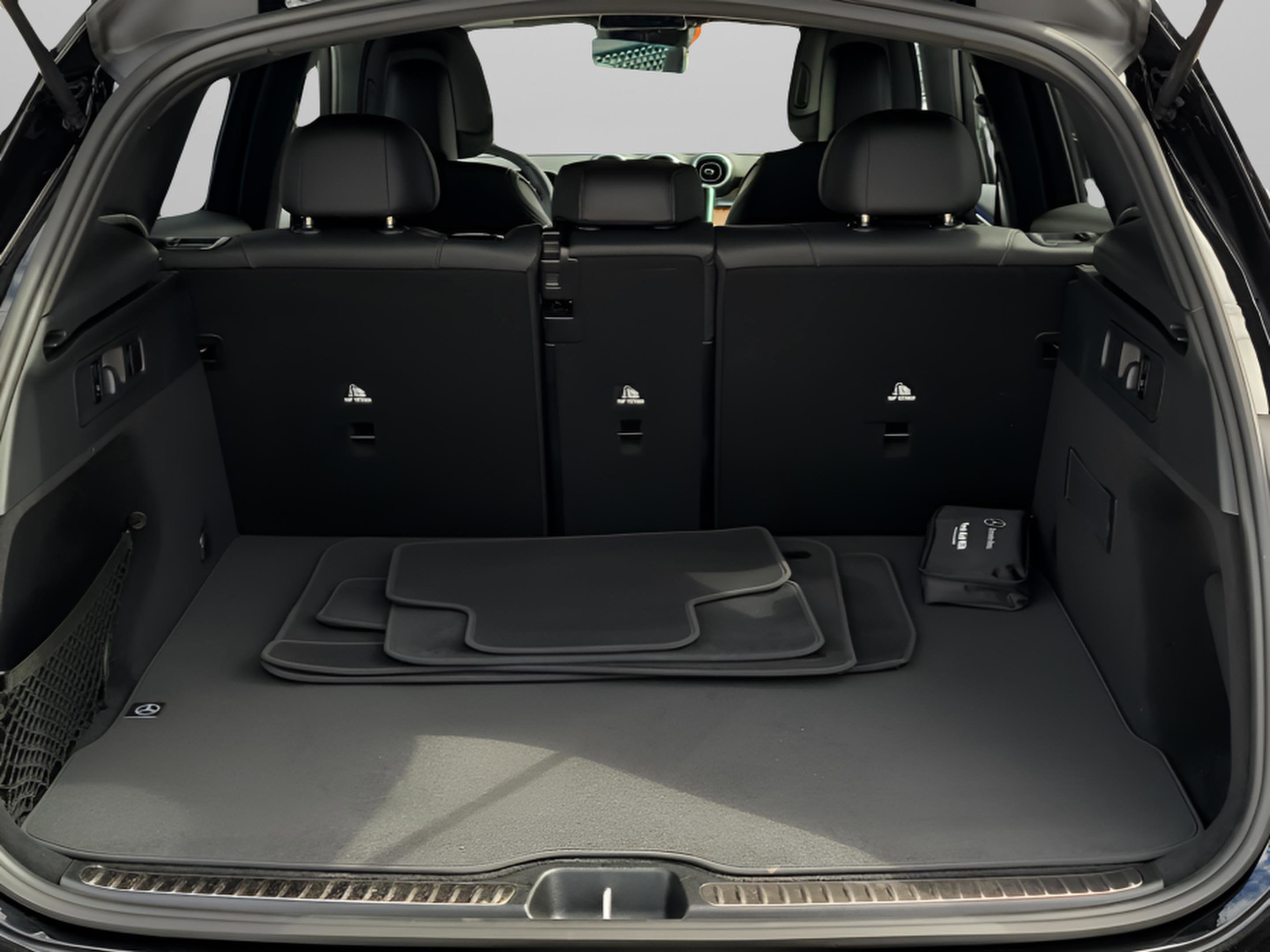 Used 2026 Mercedes-Benz GLC 300 image 9