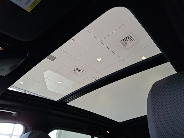 Certified 2025 BMW X5 xDrive50e image 13