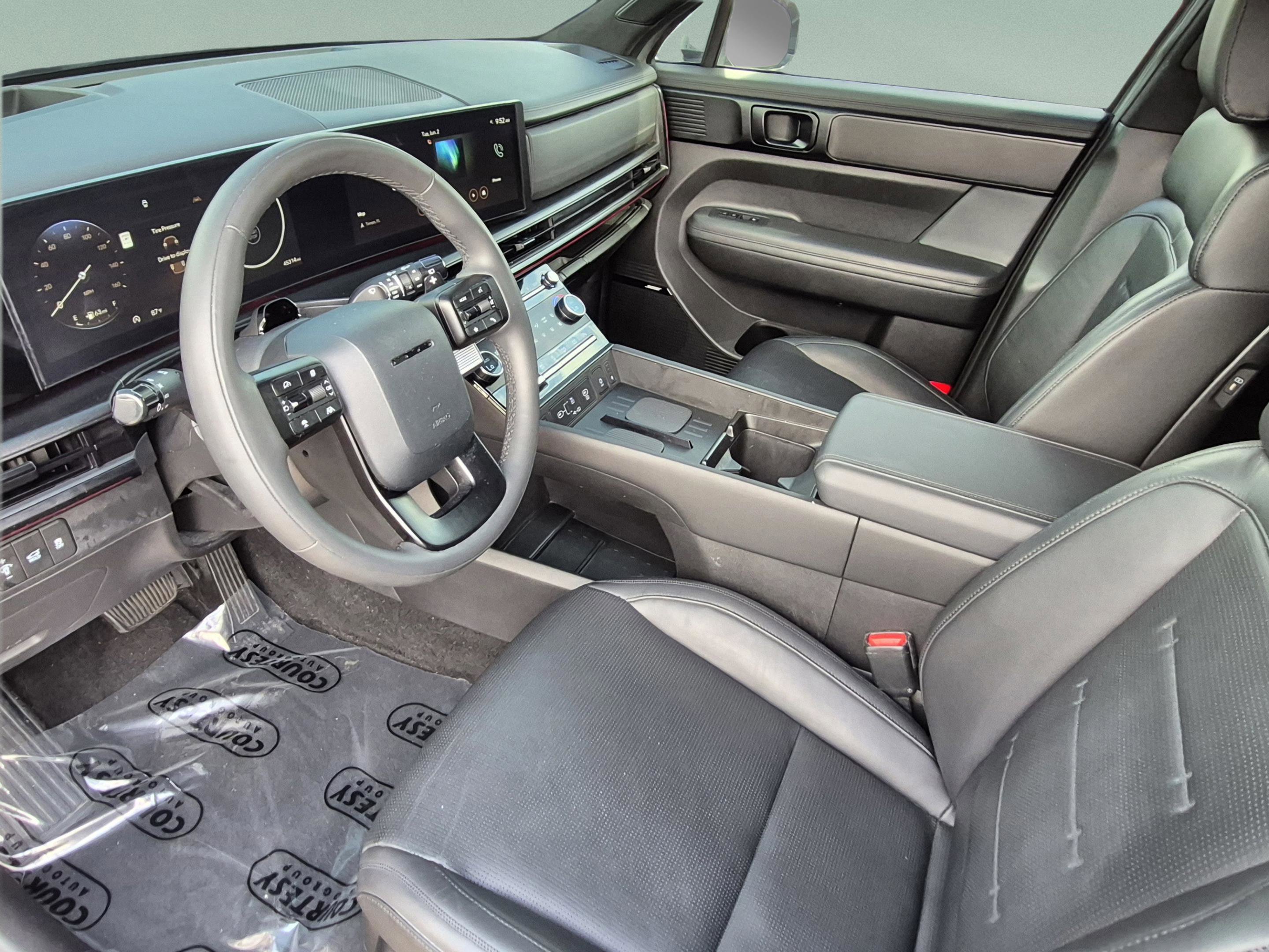 Used 2024 Hyundai Santa Fe Calligraphy AWD/4WD image 21