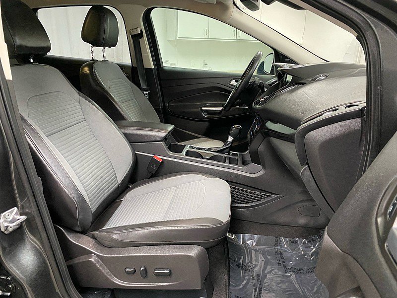 Used 2017 Ford Escape Titanium image 14