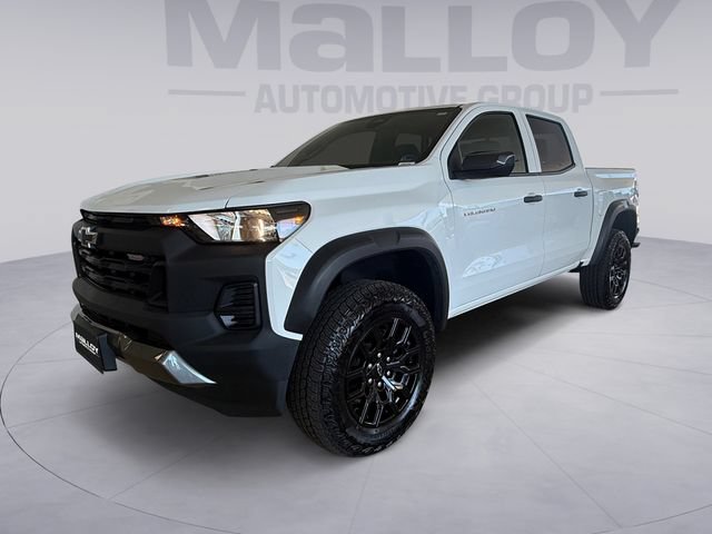 Used 2025 Chevrolet Colorado Trail Boss AWD/4WD image 1
