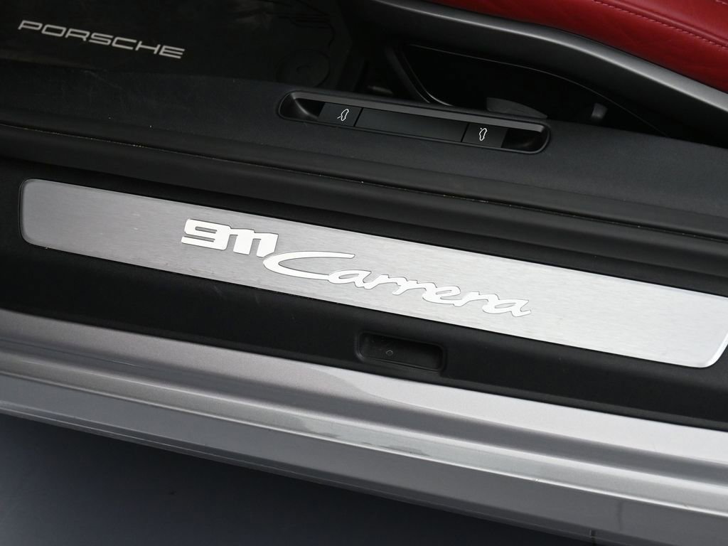 Certified 2024 Porsche 911 Carrera image 16