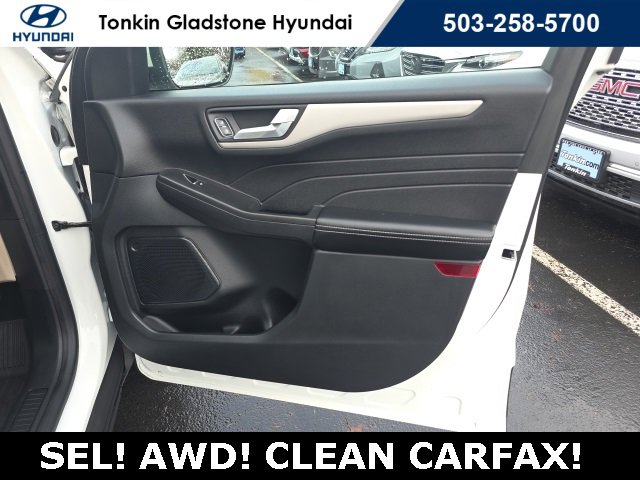 Used 2021 Ford Escape SEL w/ Technology Package image 21