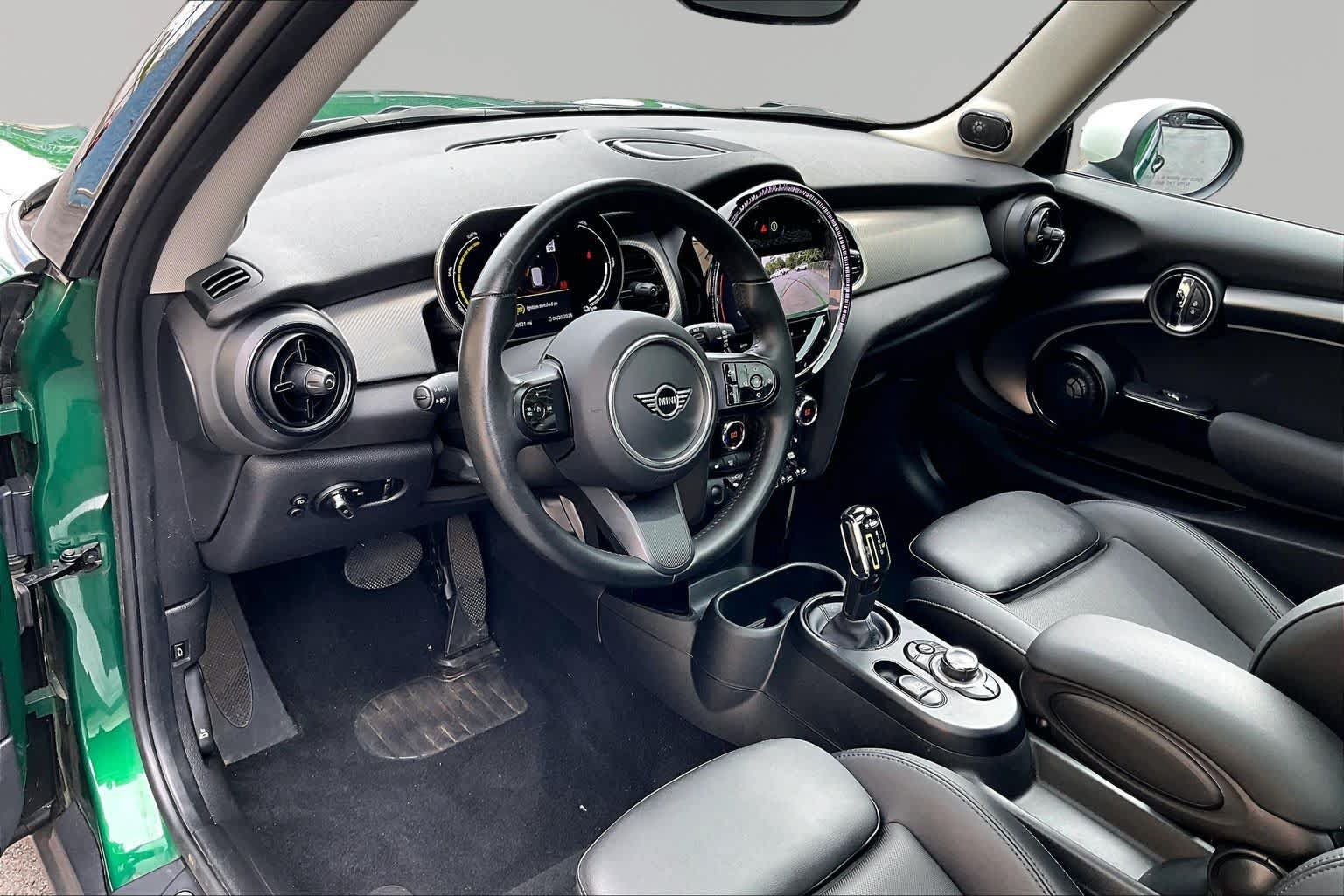 Used 2024 MINI Cooper SE FWD image 16