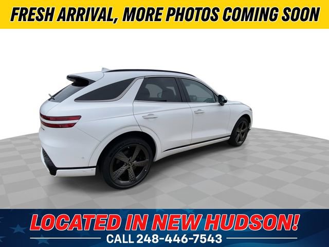 Used 2025 Genesis GV70 3.5T Sport w/ Sport Prestige Package AWD/4WD image 2