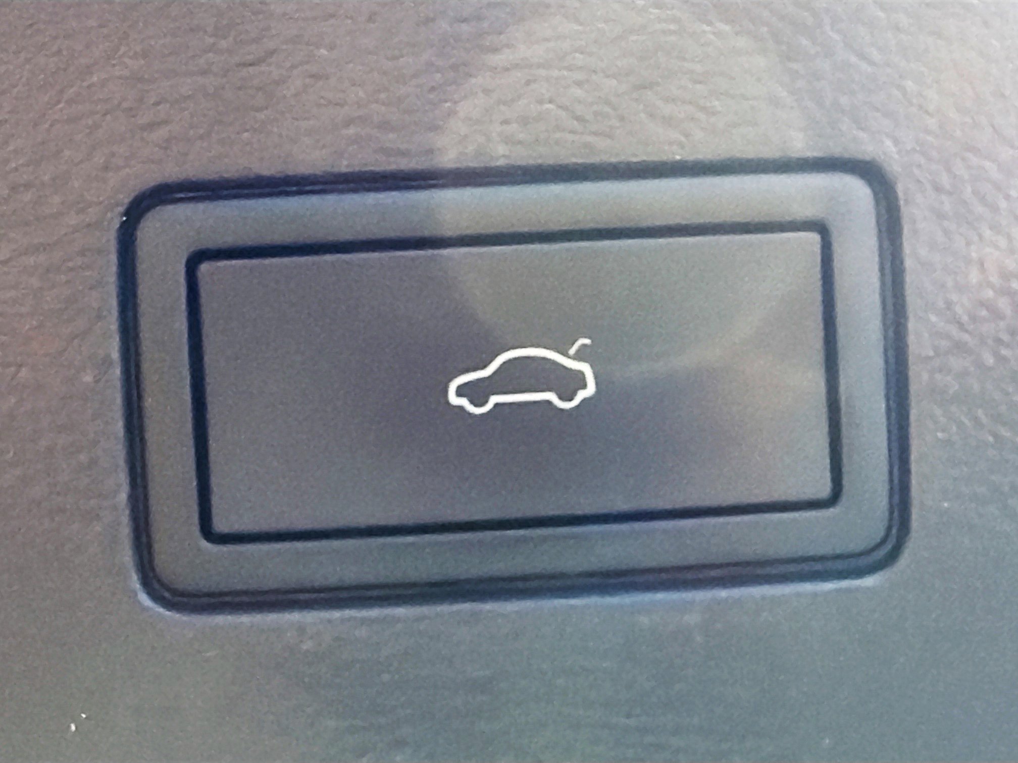 Used 2025 Volkswagen Atlas Cross Sport SE image 14