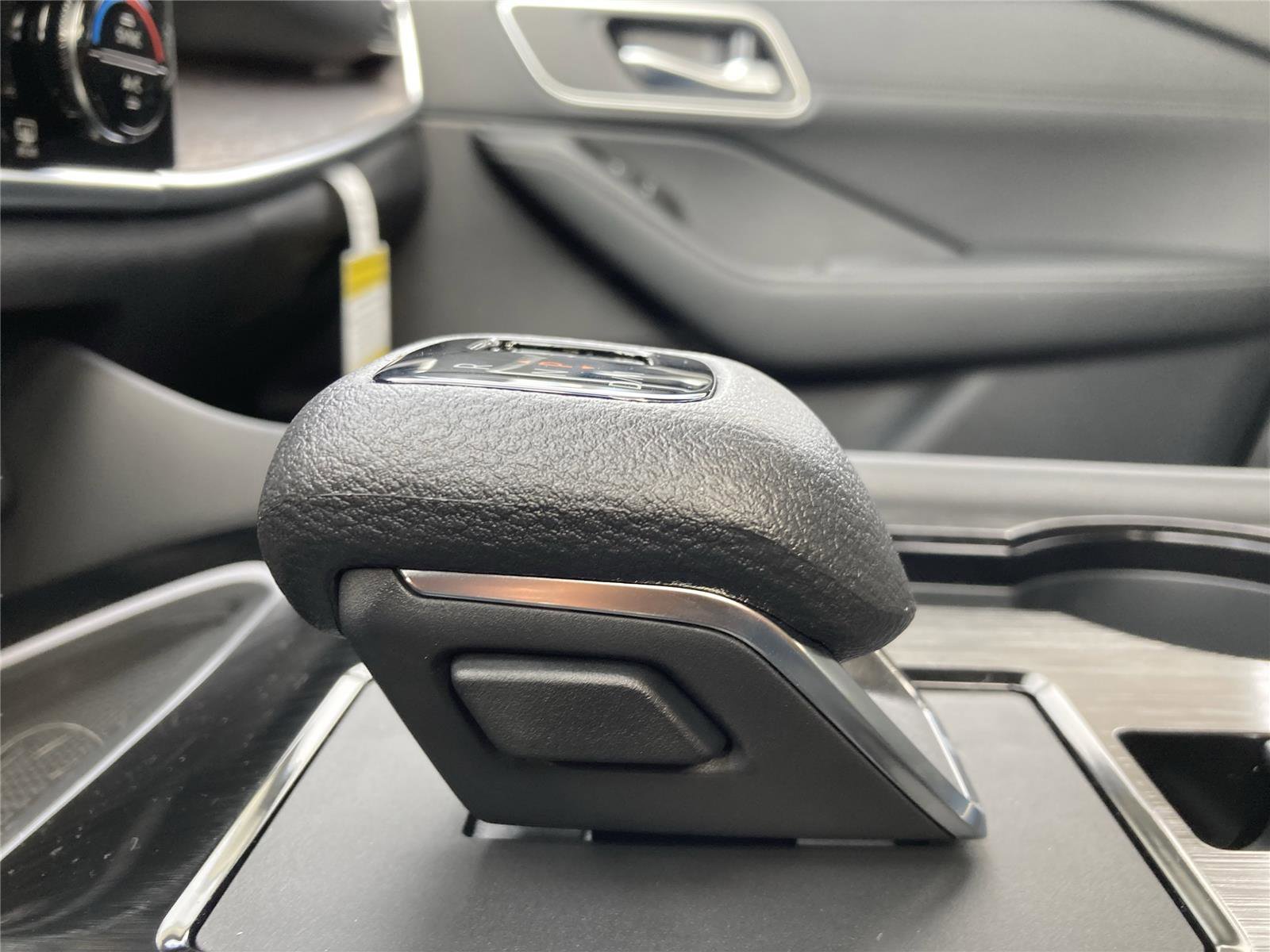 New 2026 Nissan Rogue Platinum w/ Platinum Premium Package image 19