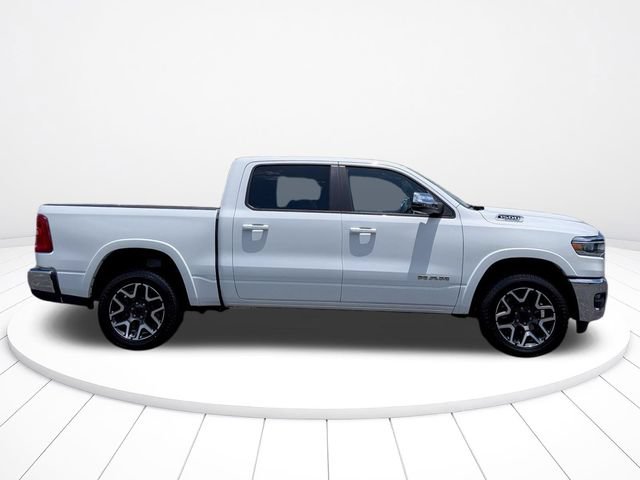 Used 2025 RAM 1500 Laramie AWD/4WD image 2