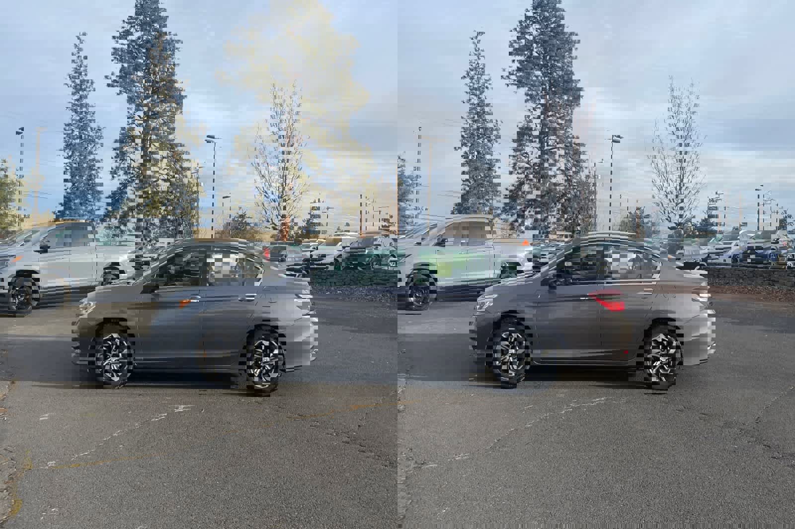 Used 2016 Honda Accord LX image 5