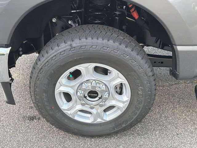 New 2026 Ford F250 XLT w/ XLT Premium Package AWD/4WD image 12