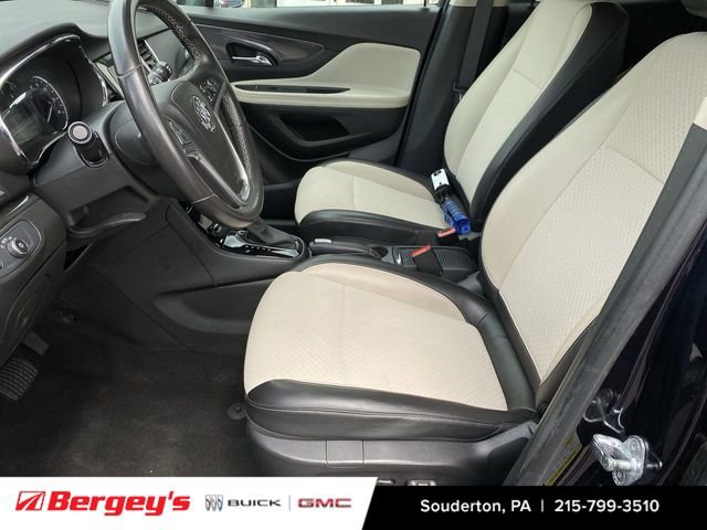 Used 2022 Buick Encore Preferred w/ Safety Package AWD/4WD image 23