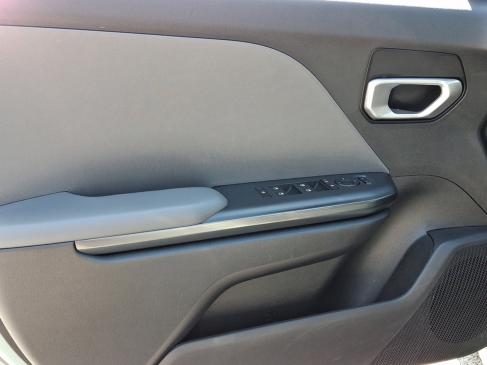 Used 2025 Kia K4 FWD image 13